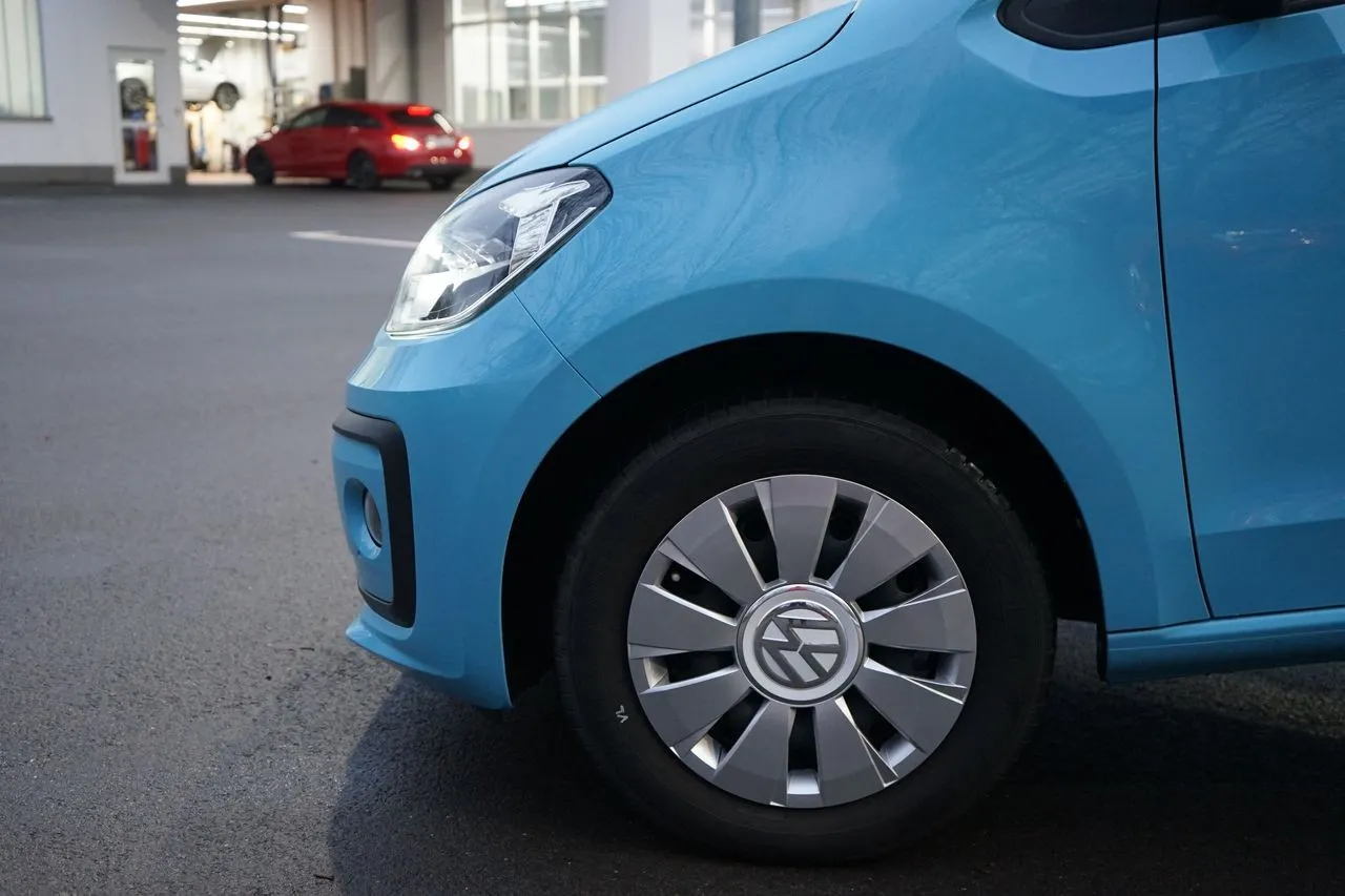 Volkswagen up! 1.0 BMT move up! Sitzheizung...  Image 5